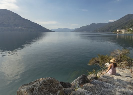 Situation idéale : hôtel au lac Majeur Situation idéale : hôtel au lac Majeur