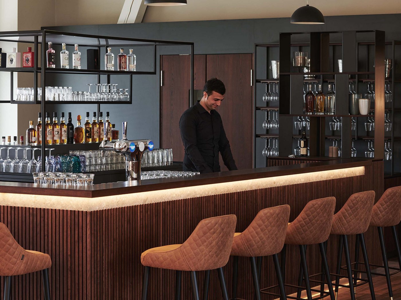 Cartoline dal Vista, il vostro hotel sul Lago Maggiore Cartoline dal Vista, il vostro hotel sul Lago Maggiore