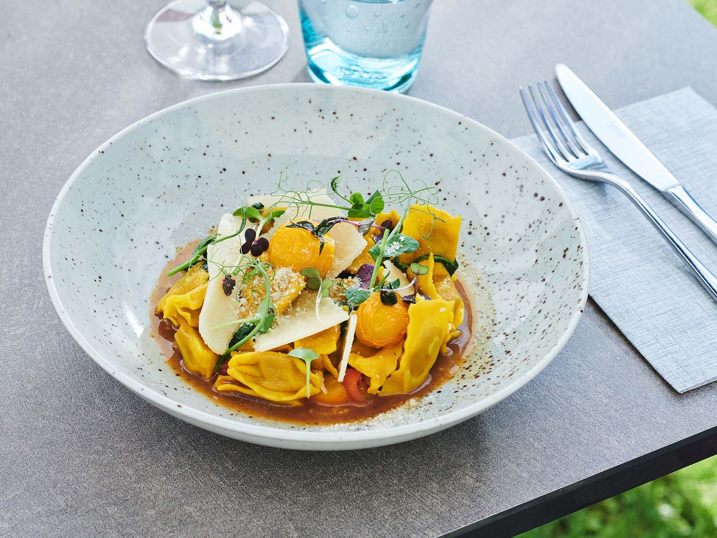 Cartoline dal Vista, il vostro hotel sul Lago Maggiore Cartoline dal Vista, il vostro hotel sul Lago Maggiore