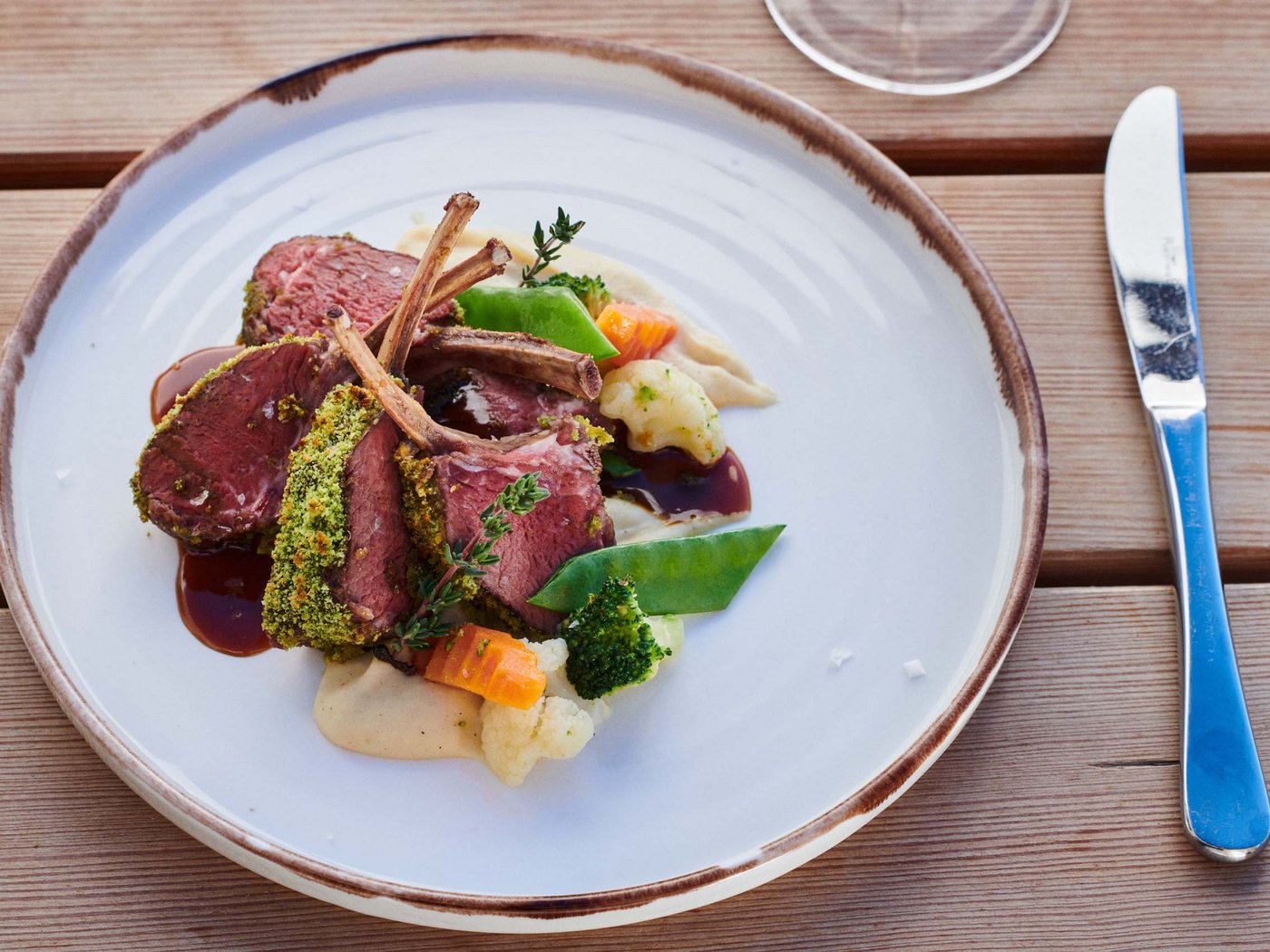 Cartoline dal Vista, il vostro hotel sul Lago Maggiore Cartoline dal Vista, il vostro hotel sul Lago Maggiore