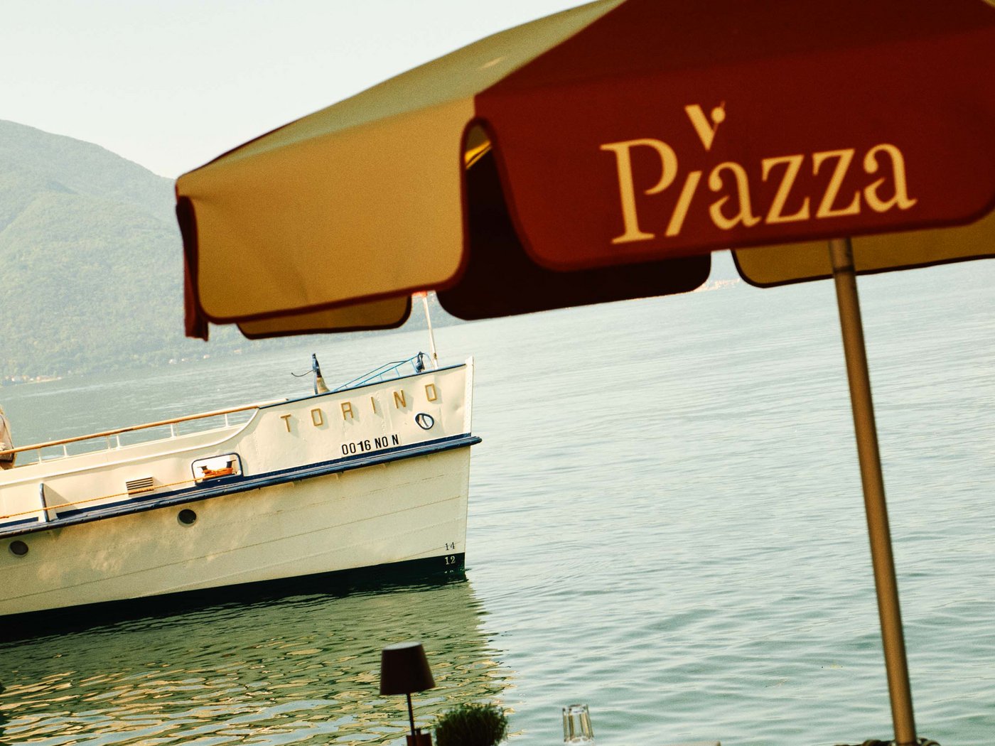 Cartoline dal Vista, il vostro hotel sul Lago Maggiore Cartoline dal Vista, il vostro hotel sul Lago Maggiore