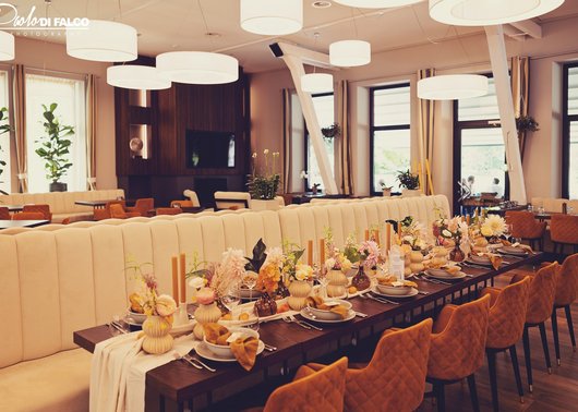 Auf der Suche nach einer Hochzeitslocation in der Schweiz? Auf der Suche nach einer Hochzeitslocation in der Schweiz?