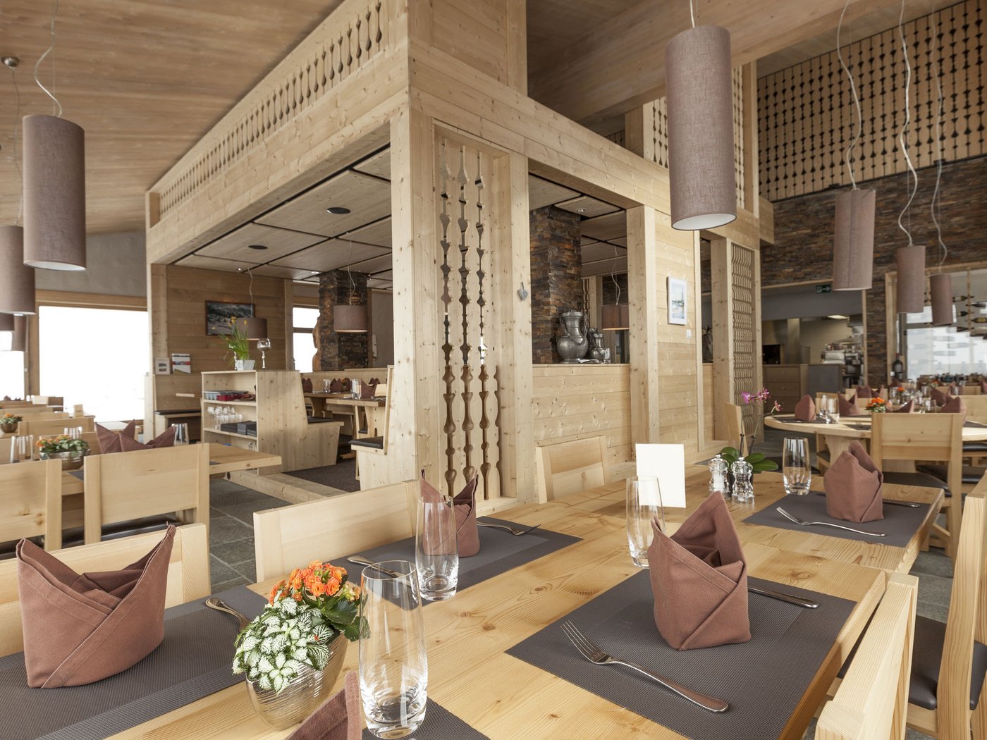 Cartoline dal Vista, il vostro hotel sul Lago Maggiore Cartoline dal Vista, il vostro hotel sul Lago Maggiore