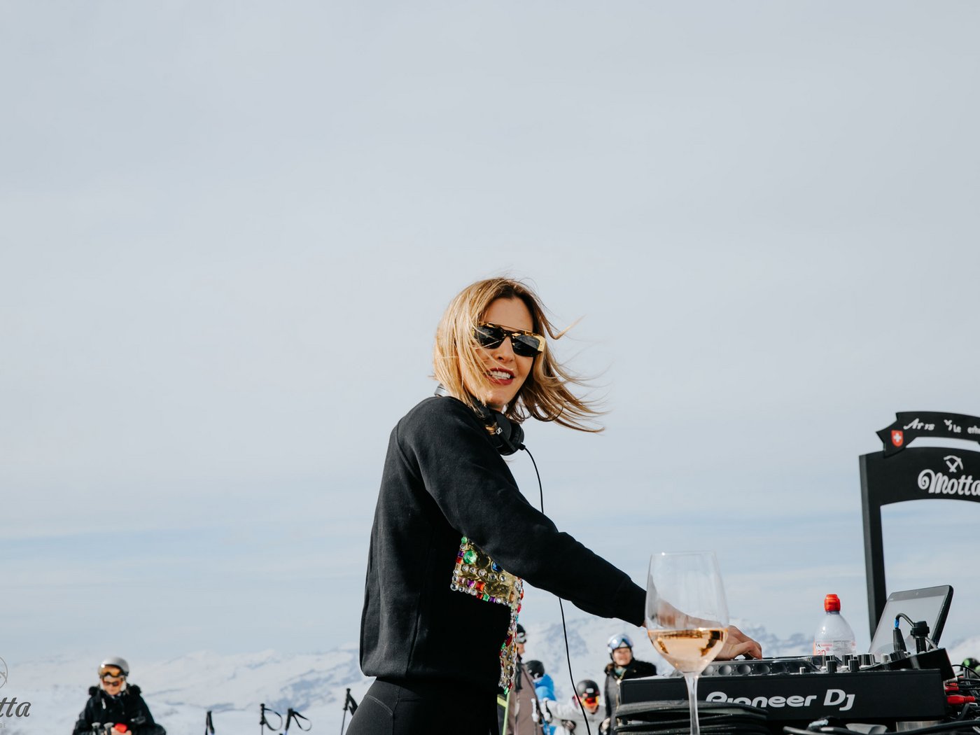 Cartoline dal Vista, il vostro hotel sul Lago Maggiore Cartoline dal Vista, il vostro hotel sul Lago Maggiore