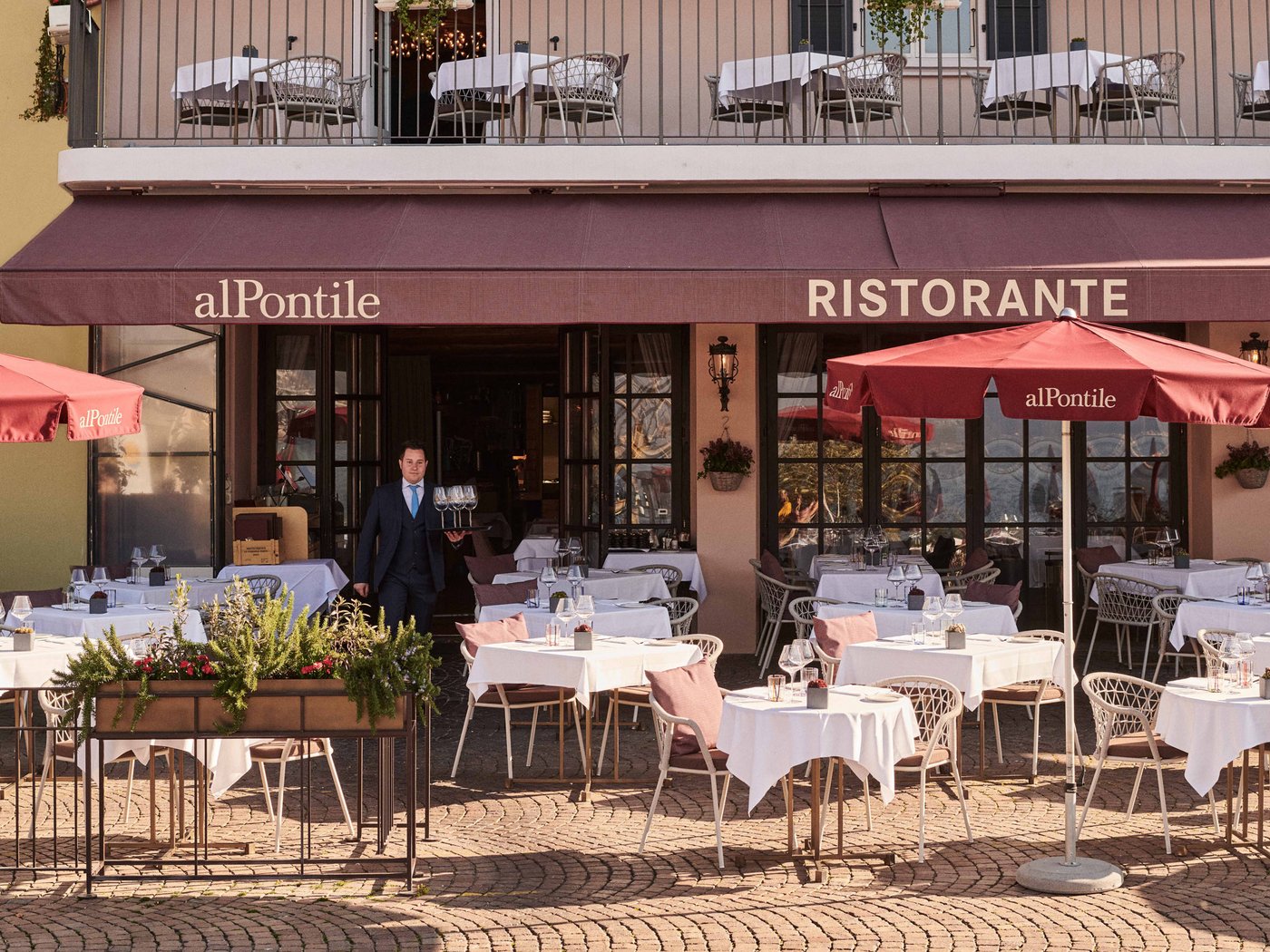 Cartoline dal Vista, il vostro hotel sul Lago Maggiore Cartoline dal Vista, il vostro hotel sul Lago Maggiore