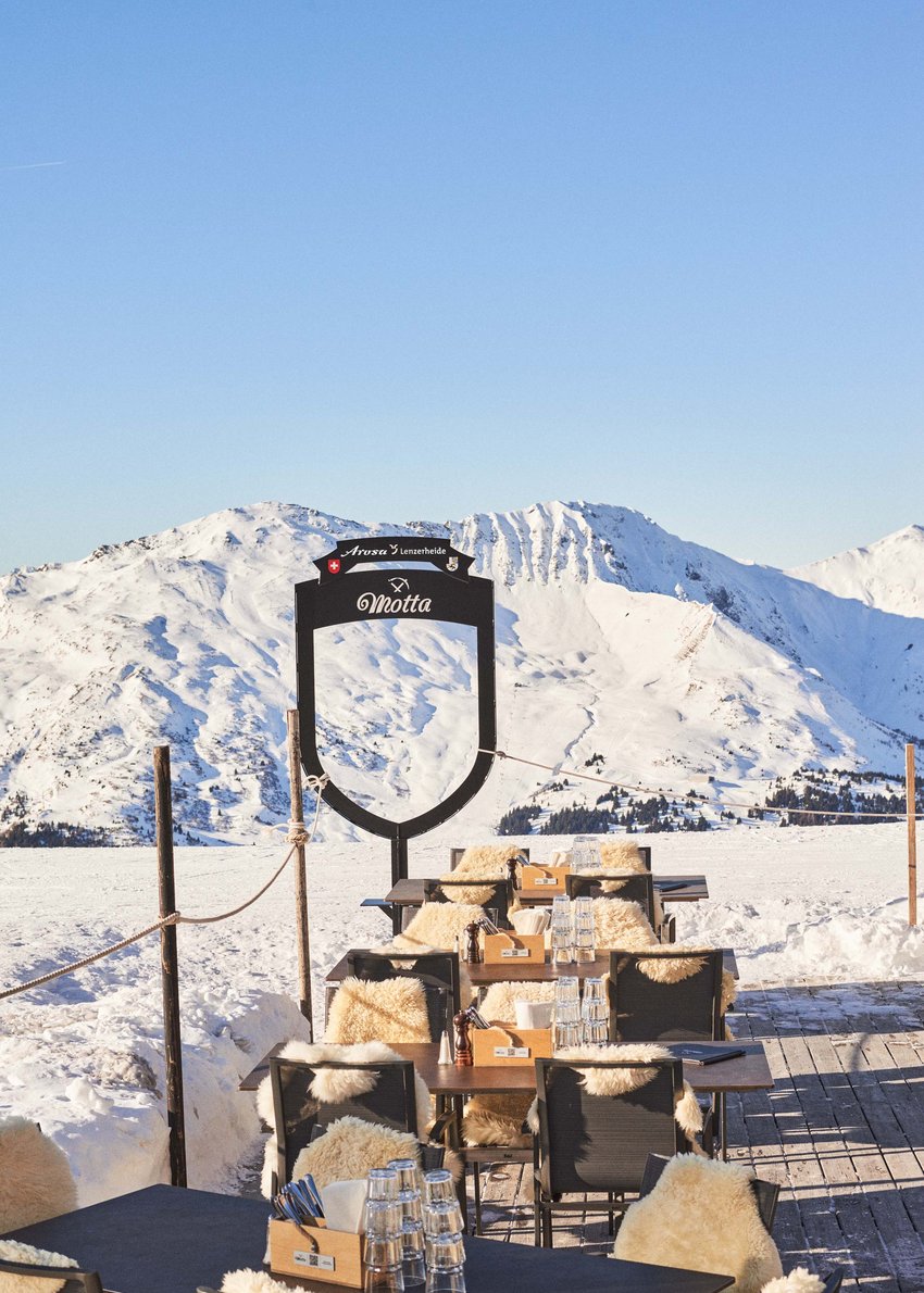 Die Motta Hütte – das Bergrestaurant in Lenzerheide Die Motta Hütte – das Bergrestaurant in Lenzerheide